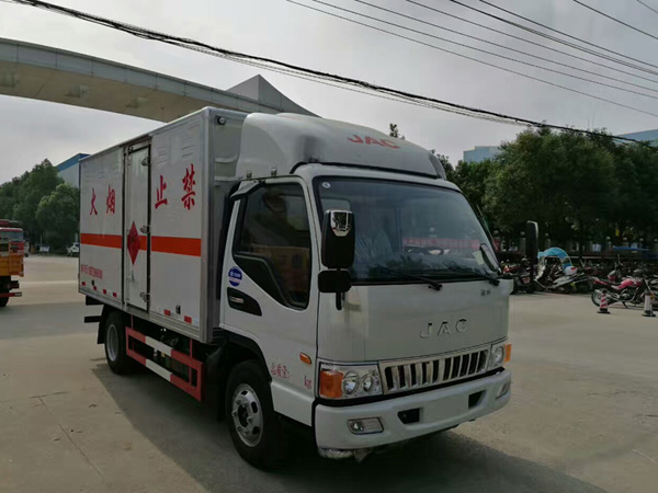 江淮4米2  3.5吨爆破器材车